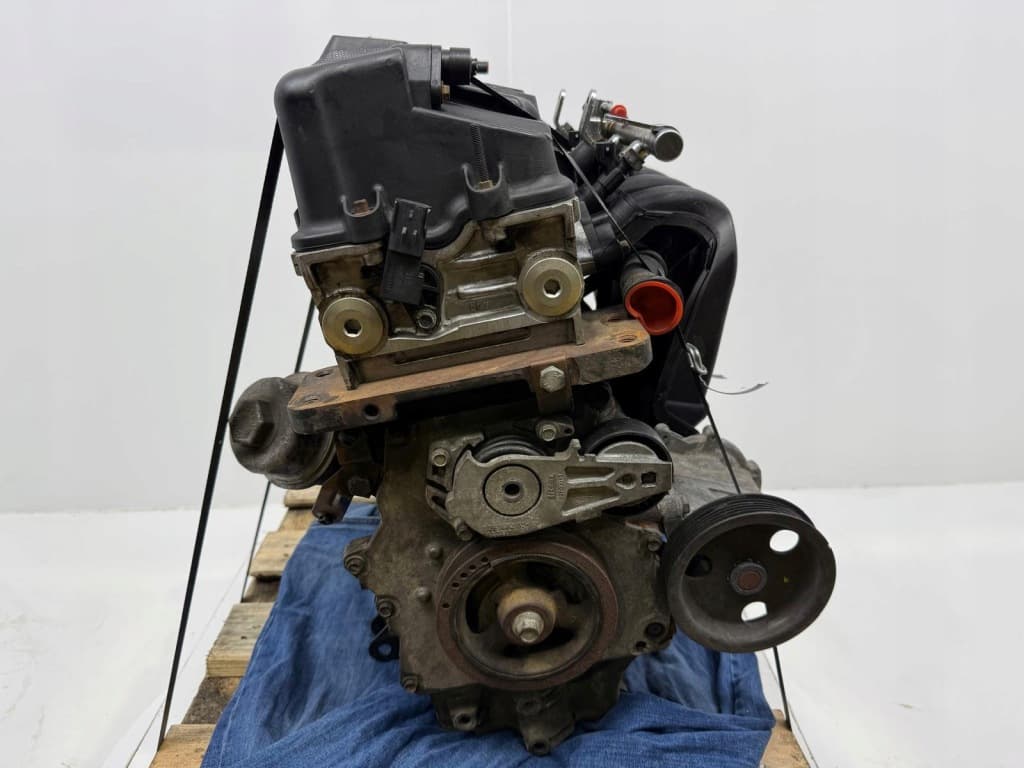 Moteur W10 B16 A — vue 4