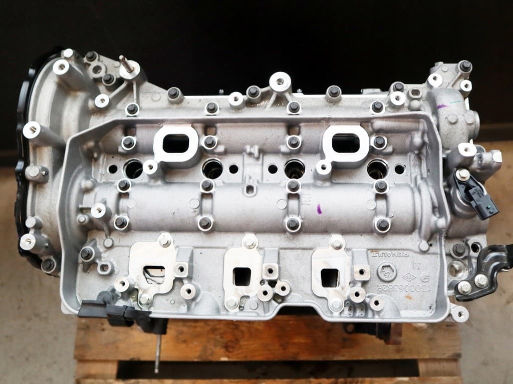 Moteur M9R717 — vue 2