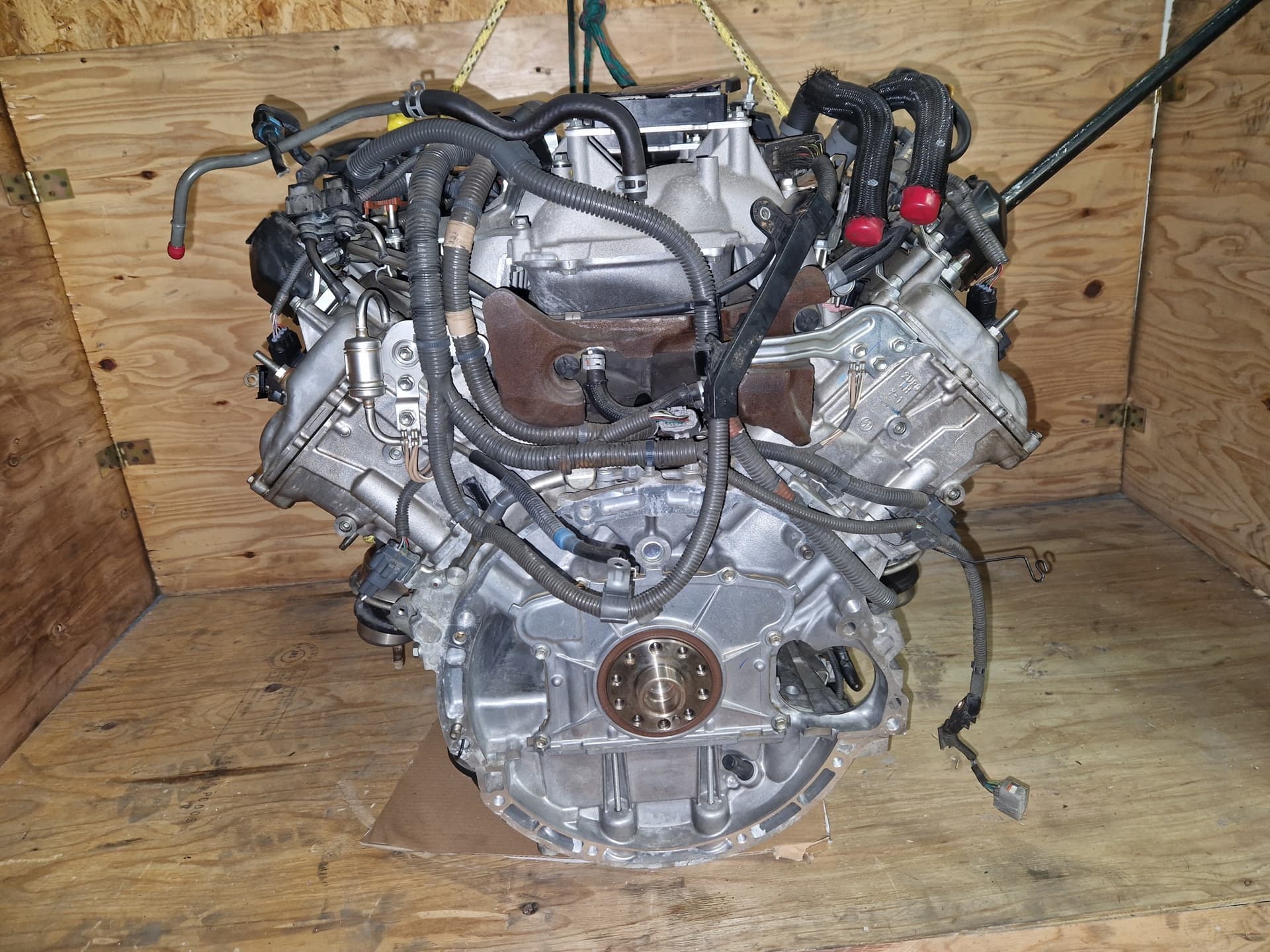 Moteur 2UR-GSE — vue 7