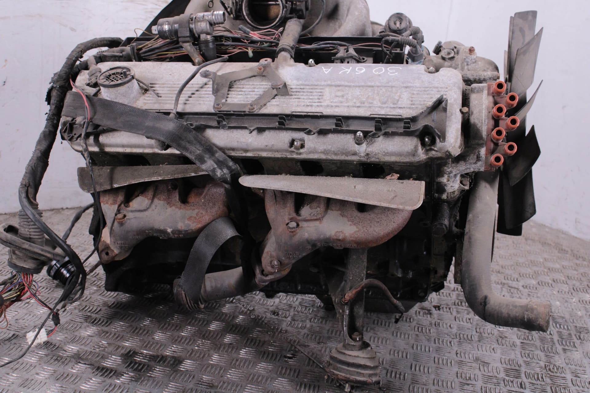 Moteur M30 B30 (306KA) — vue 7