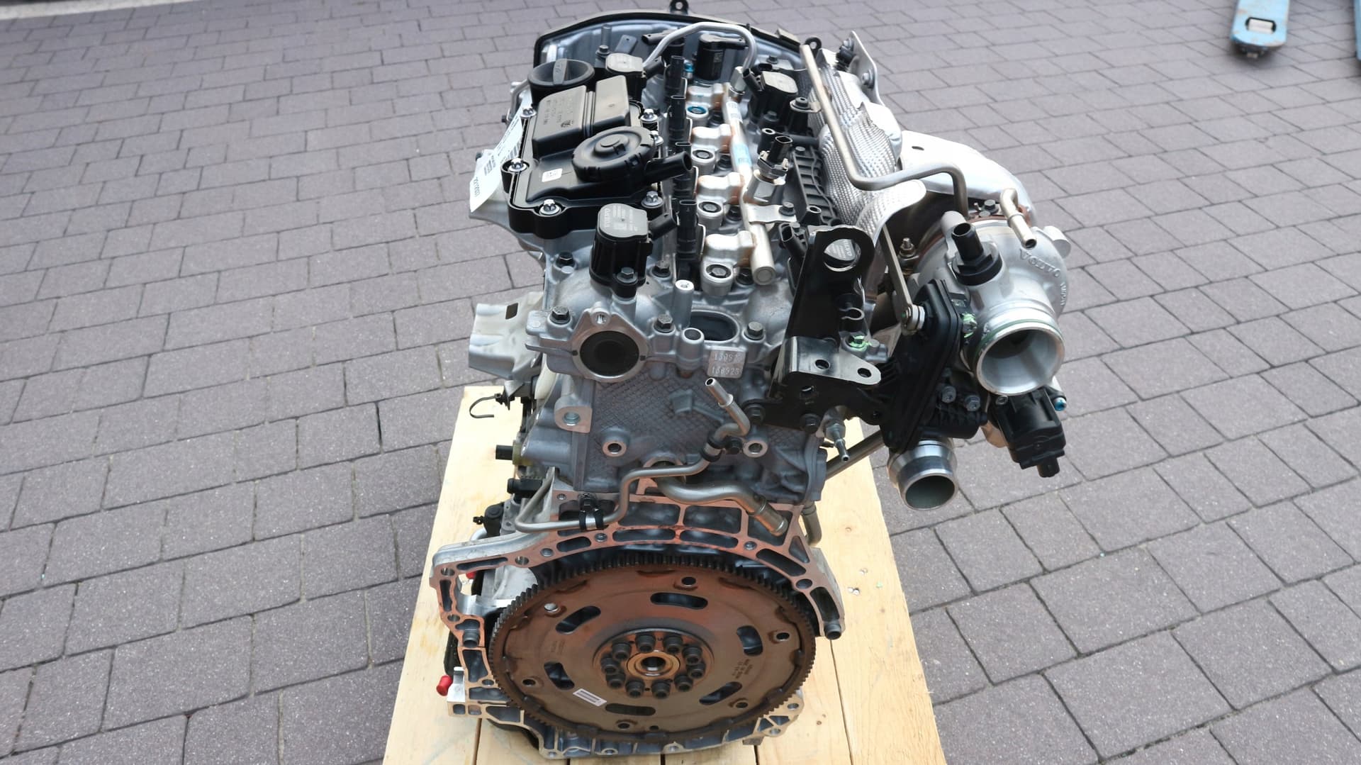 Moteur B 420 T2 — vue 4