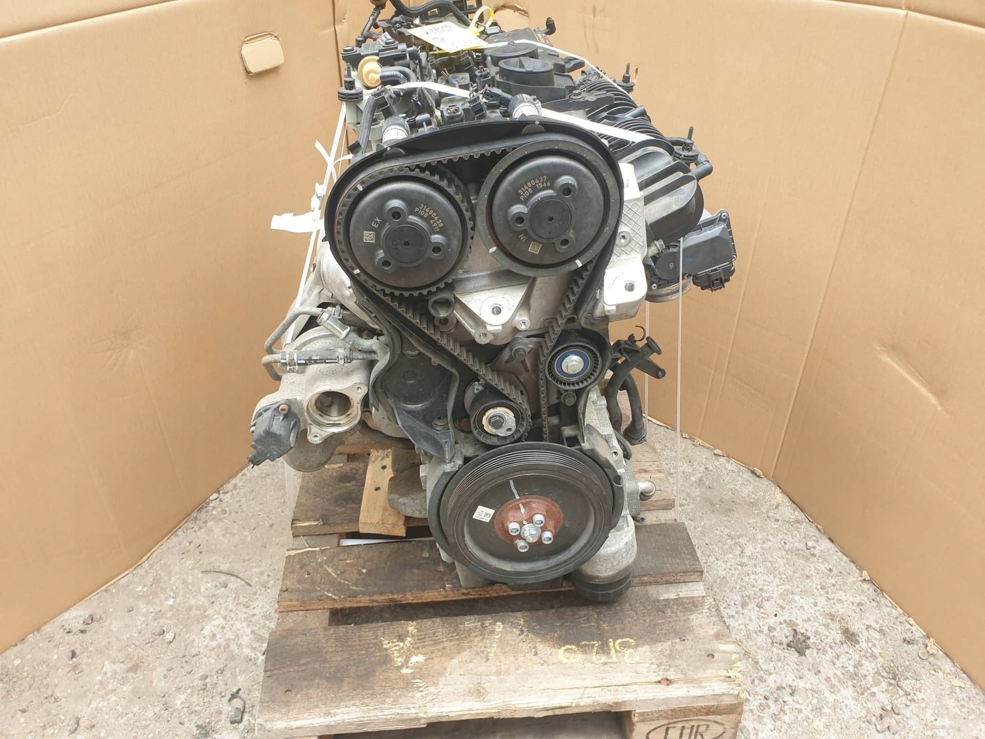Moteur B 4204 T37 - Image 1
