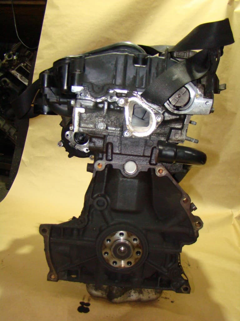 Moteur G9U 754 — vue 4