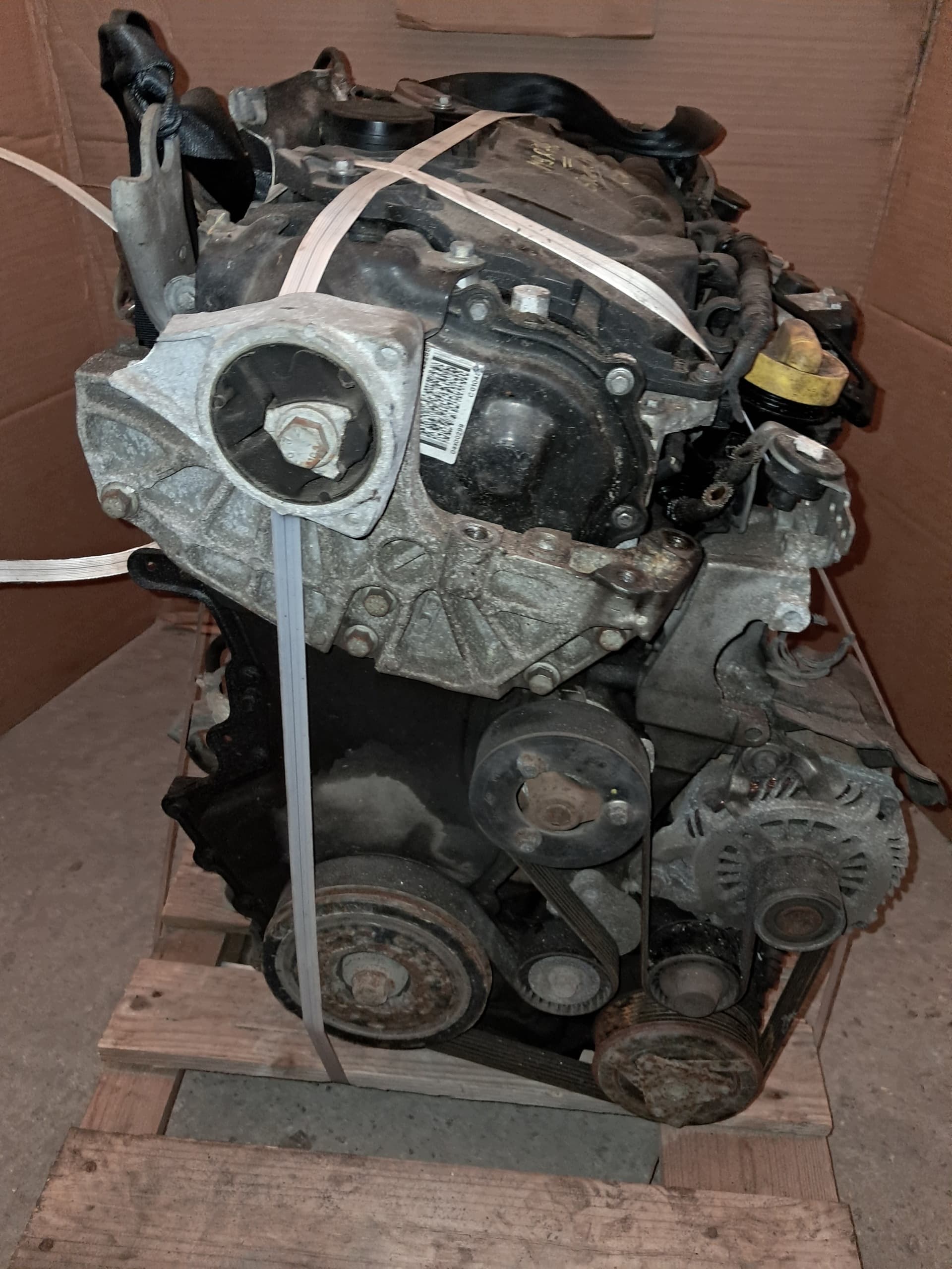 Moteur M9R 742 — vue 6