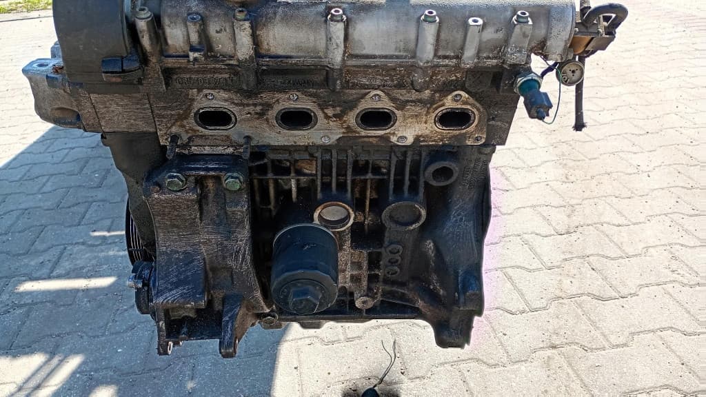 Moteur AKQ — vue 3