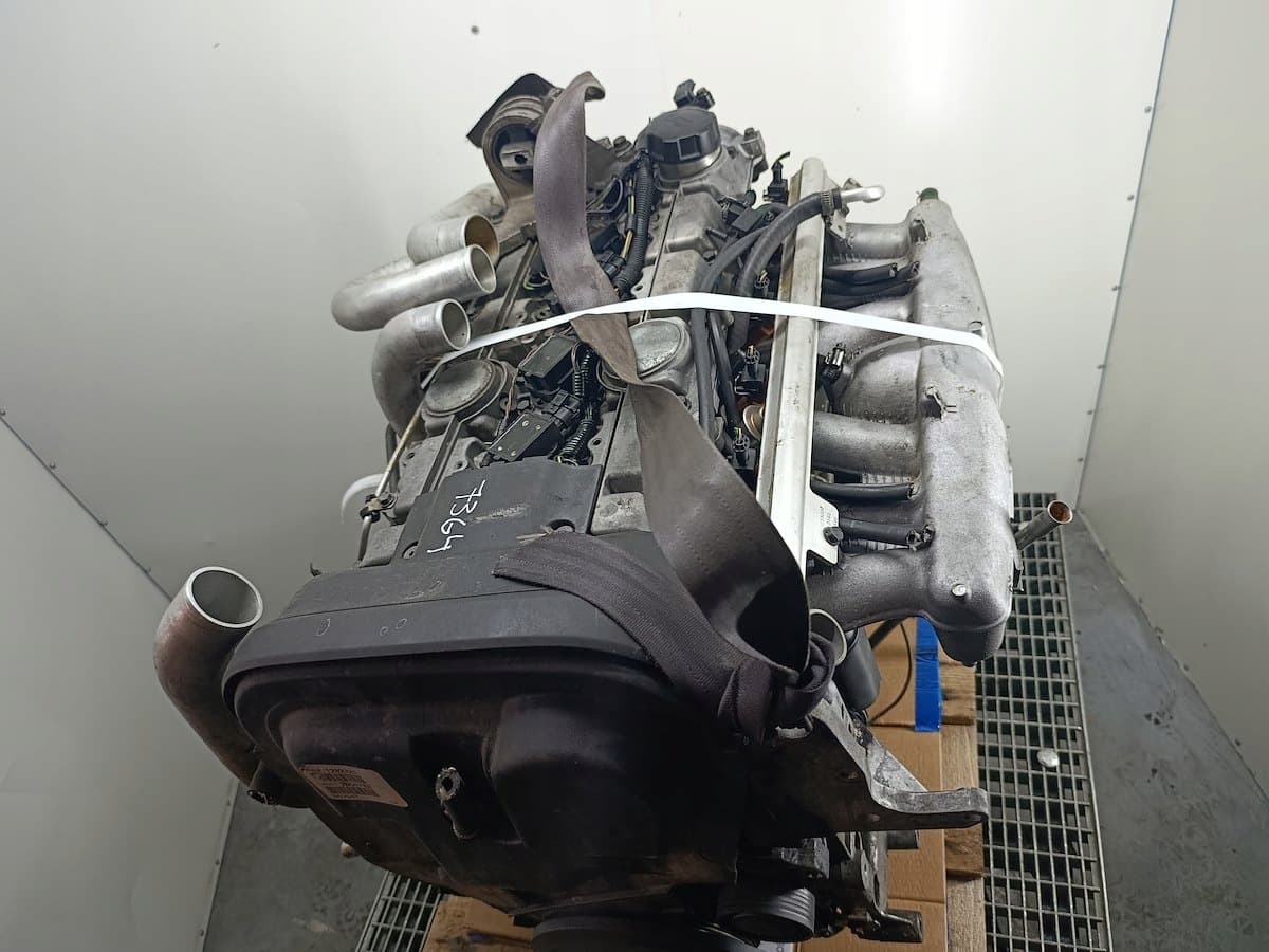 Moteur B 6294 T — vue 6