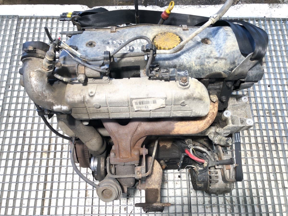 Moteur 8140.43 — vue 4