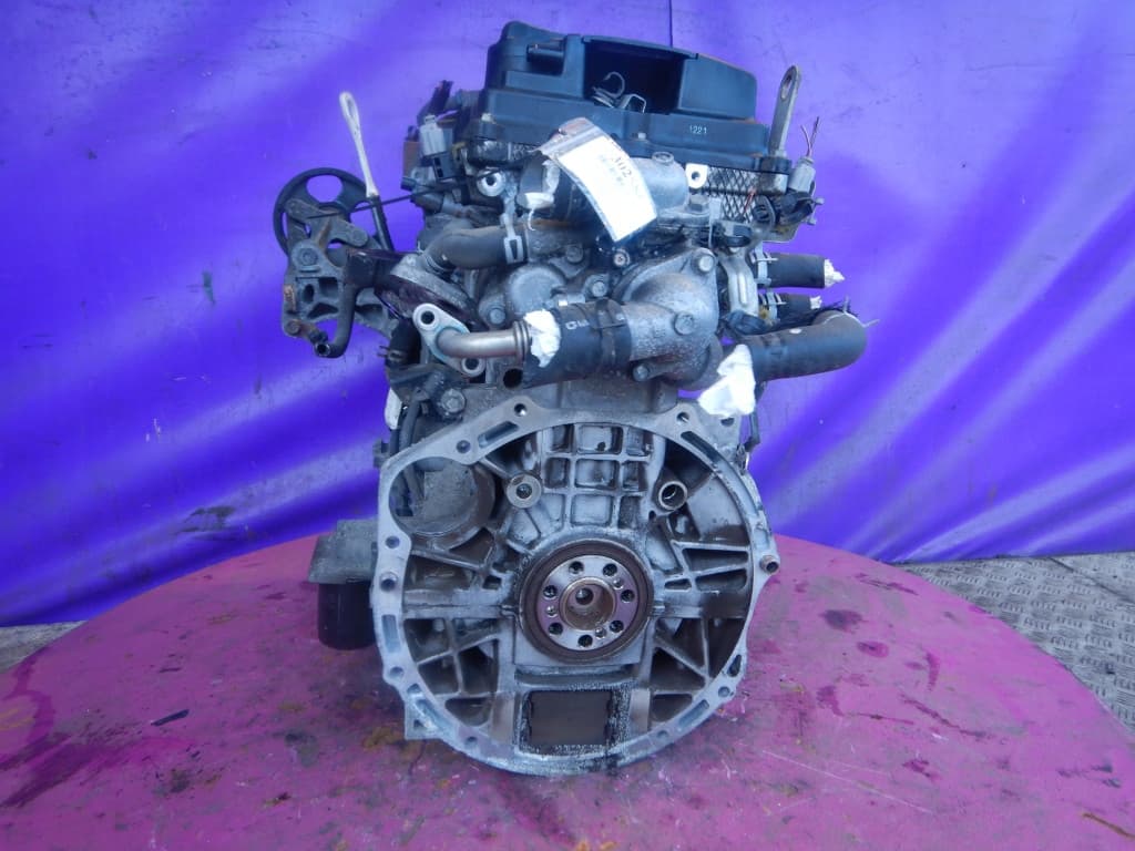 Moteur 4B10 — vue 2
