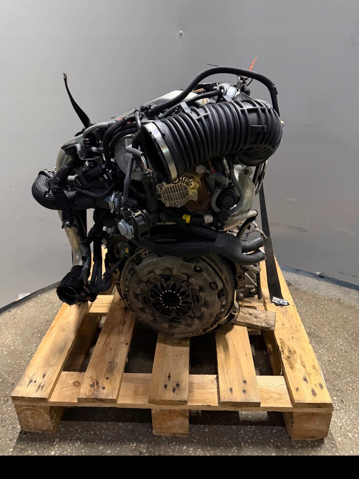 Moteur M9R 742 — vue 6