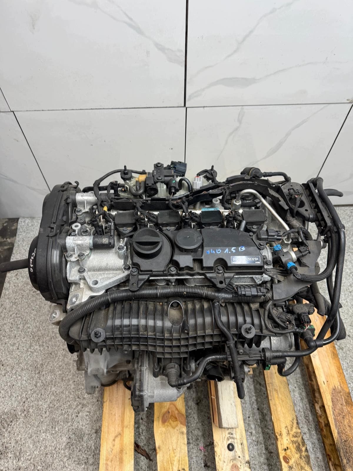 Moteur B 4154 T4 — vue 2