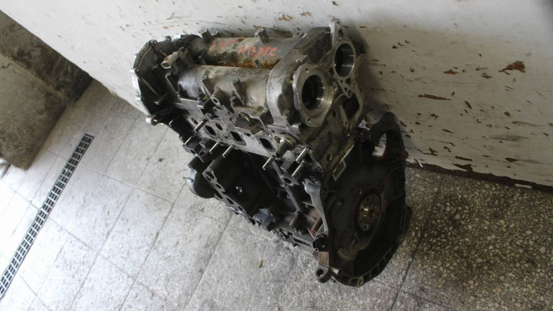Moteur A 13 DTC — vue 3