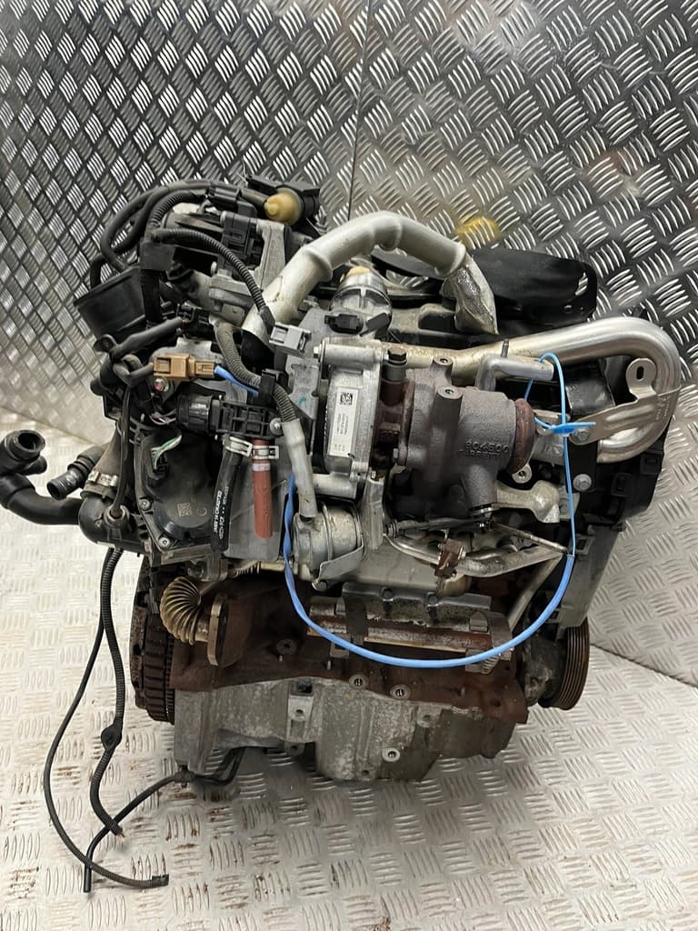 Moteur K9K 608 pour Nissan Nv200