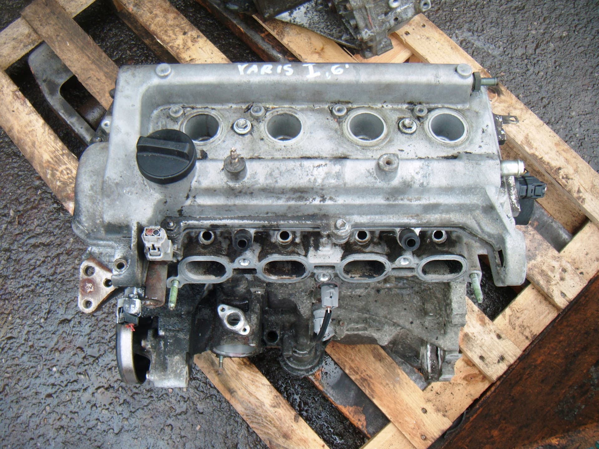 Moteur 2NZ-FE — vue 5