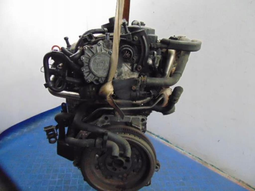 Moteur AUY — vue 2