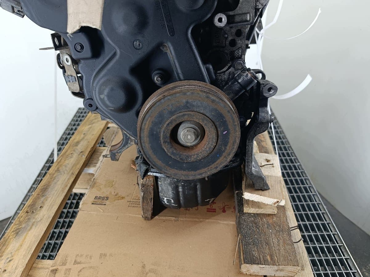 Moteur Y603 — vue 5