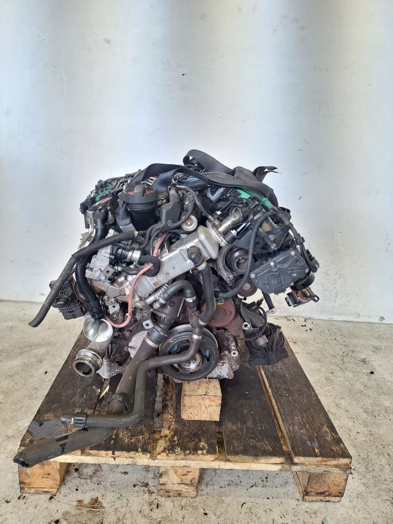 Moteur B37 D15 A - Image 1
