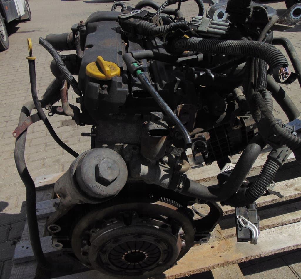 Moteur Z 12 XE — vue 3