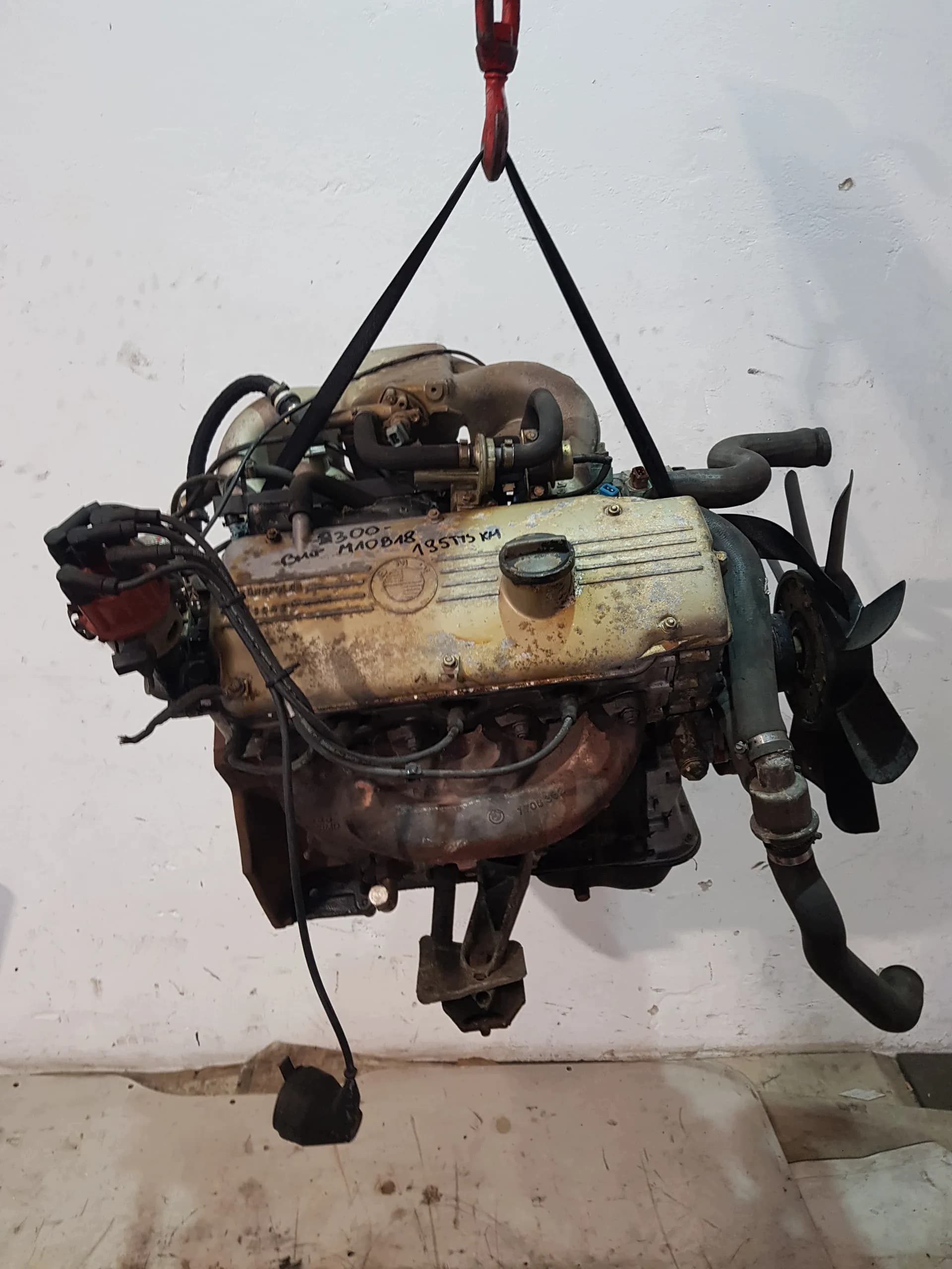 Moteur M10 B18 (184EB) — vue 2