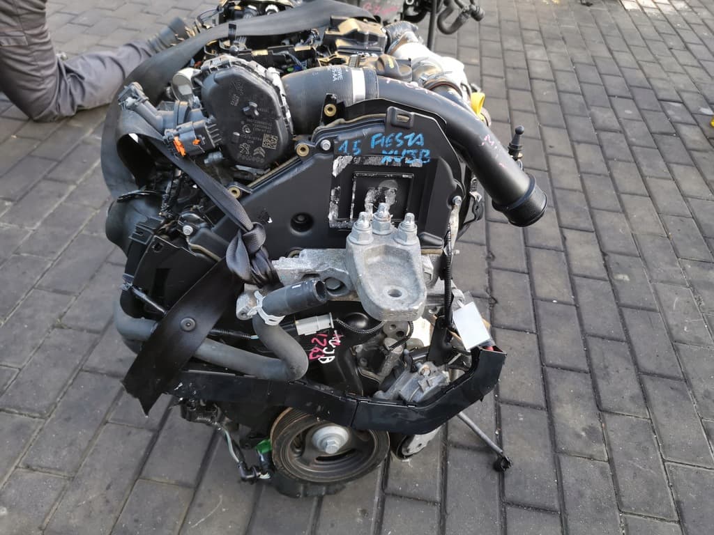 Moteur XUJB — vue 6