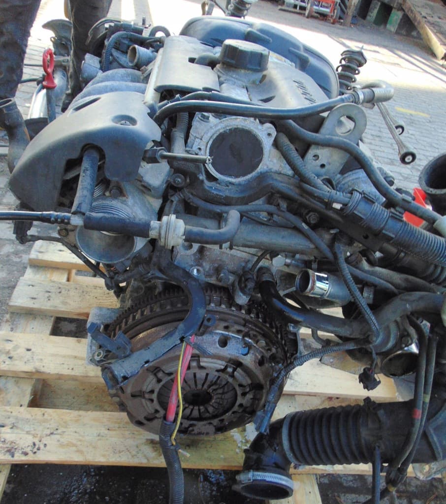 Moteur B 4204 T3 — vue 2