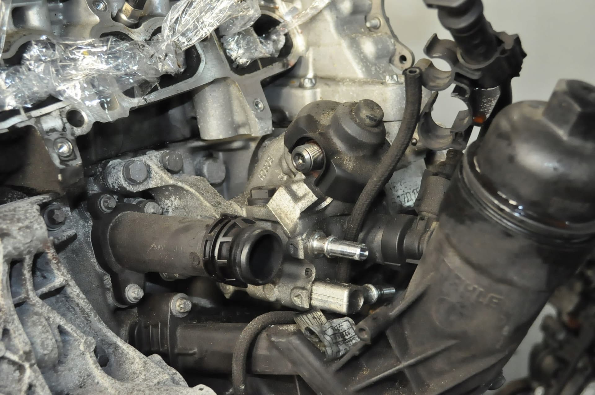Moteur B37 D15 A — vue 5