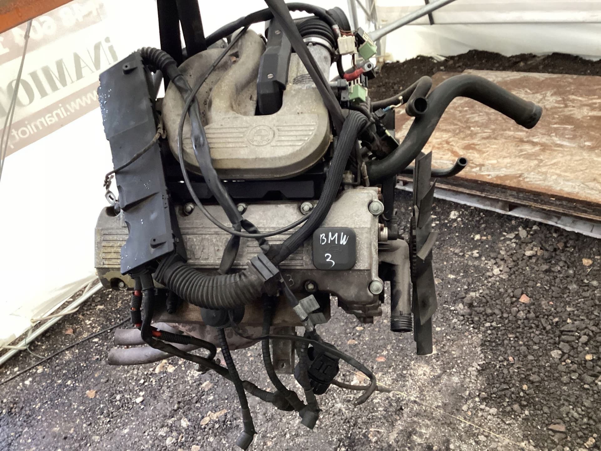 Moteur M43 B18 (184E2) — vue 8