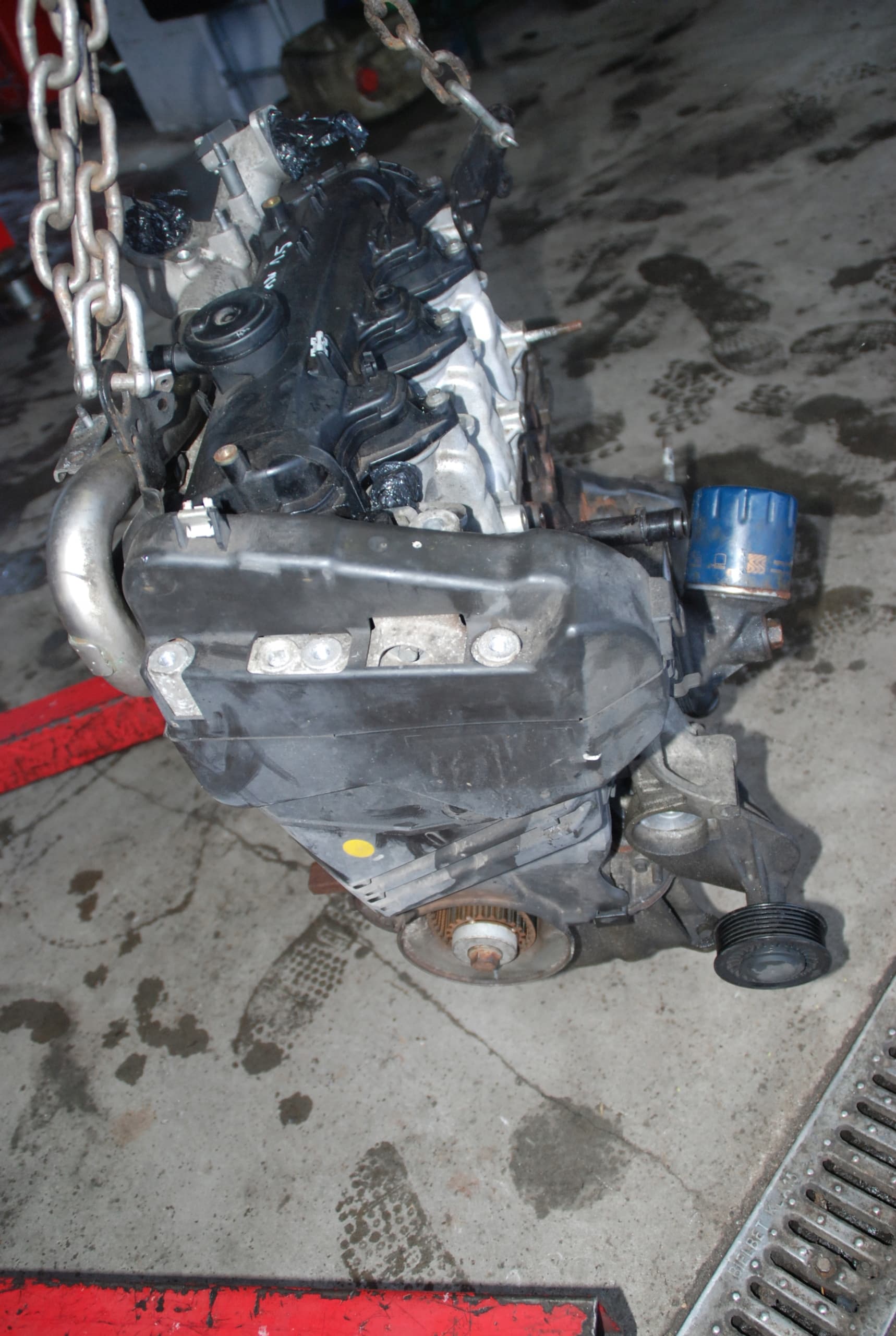 Moteur OM 607.951 (K9K) — vue 2
