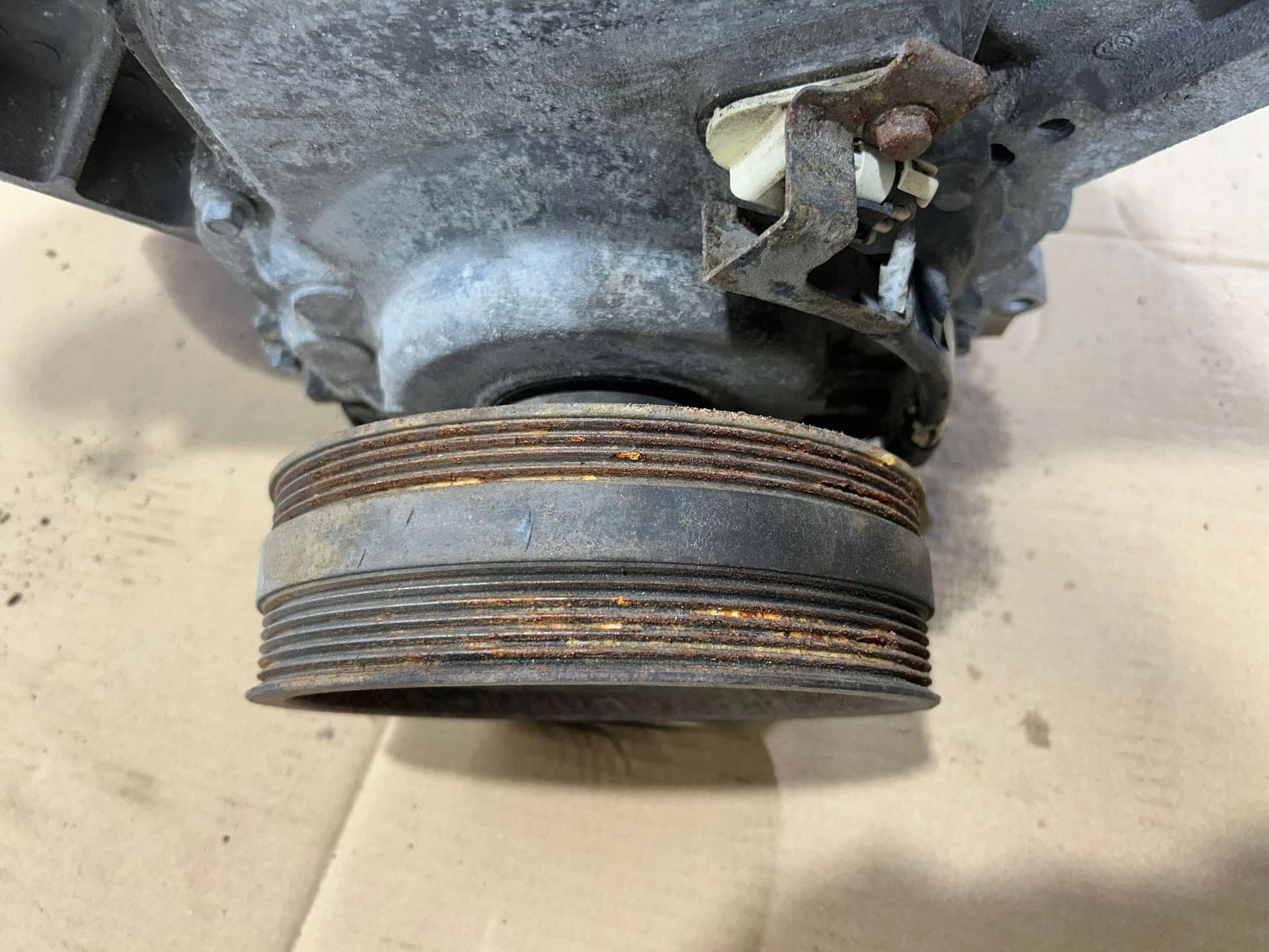 Moteur LC9(325CUV8) — vue 5