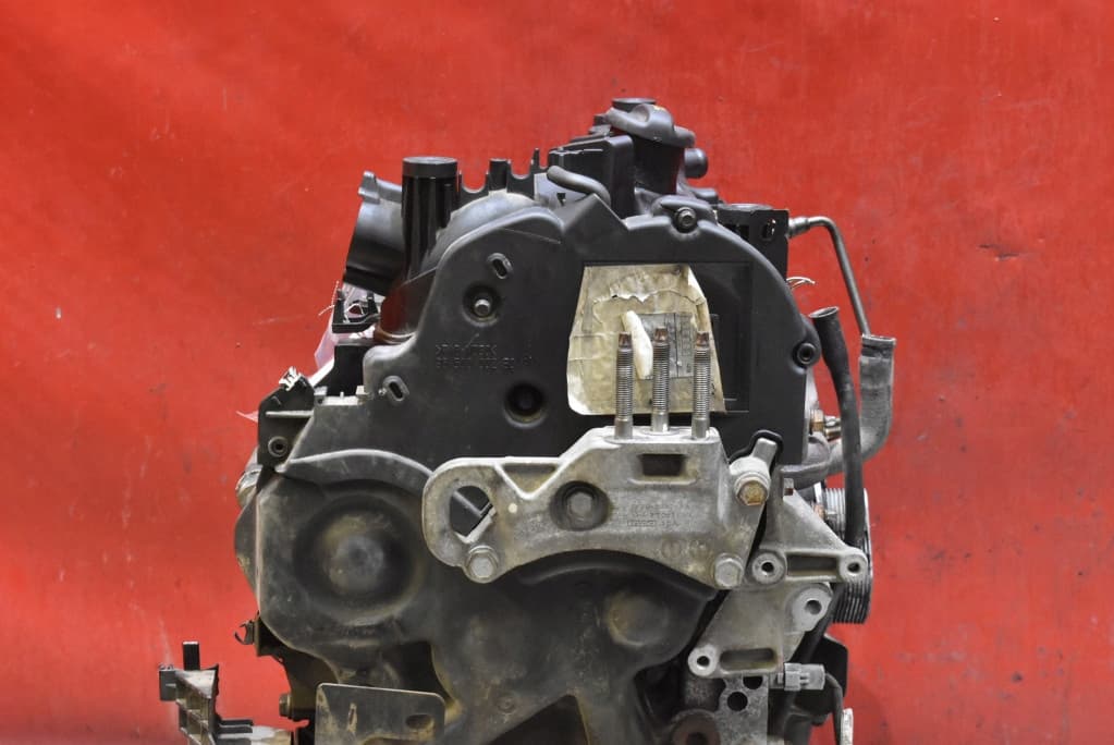 Moteur Y404 — vue 4
