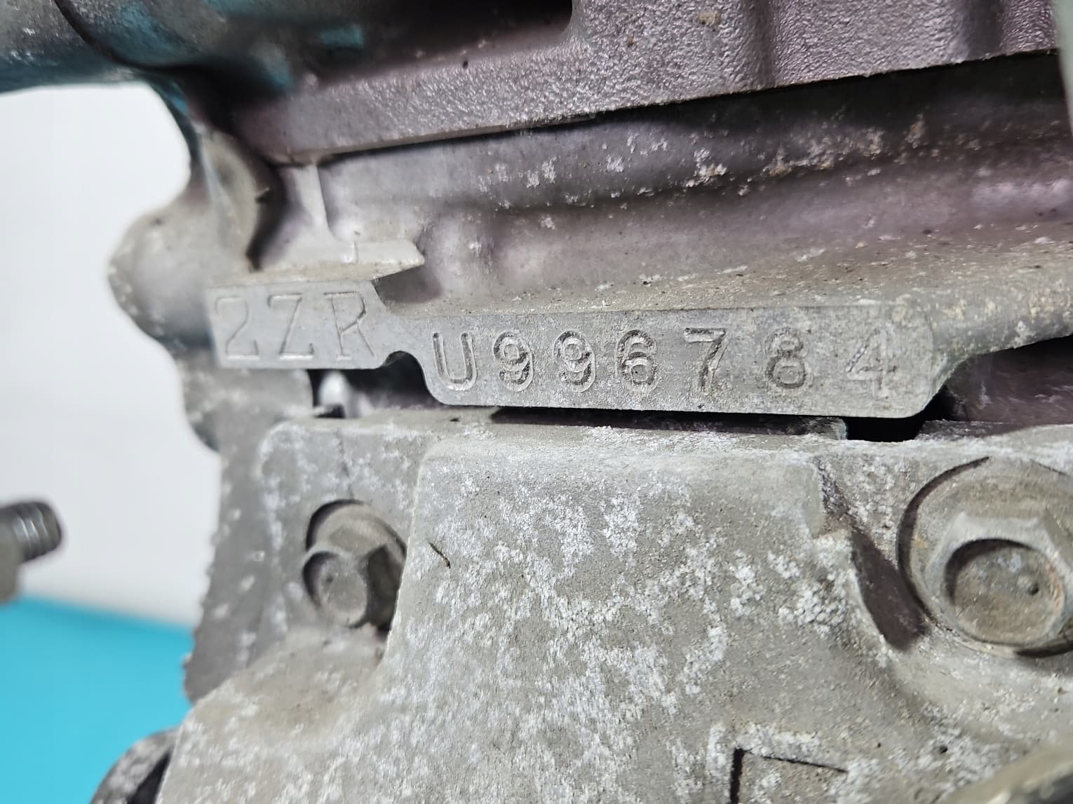 Moteur 2ZR-FAE — vue 8