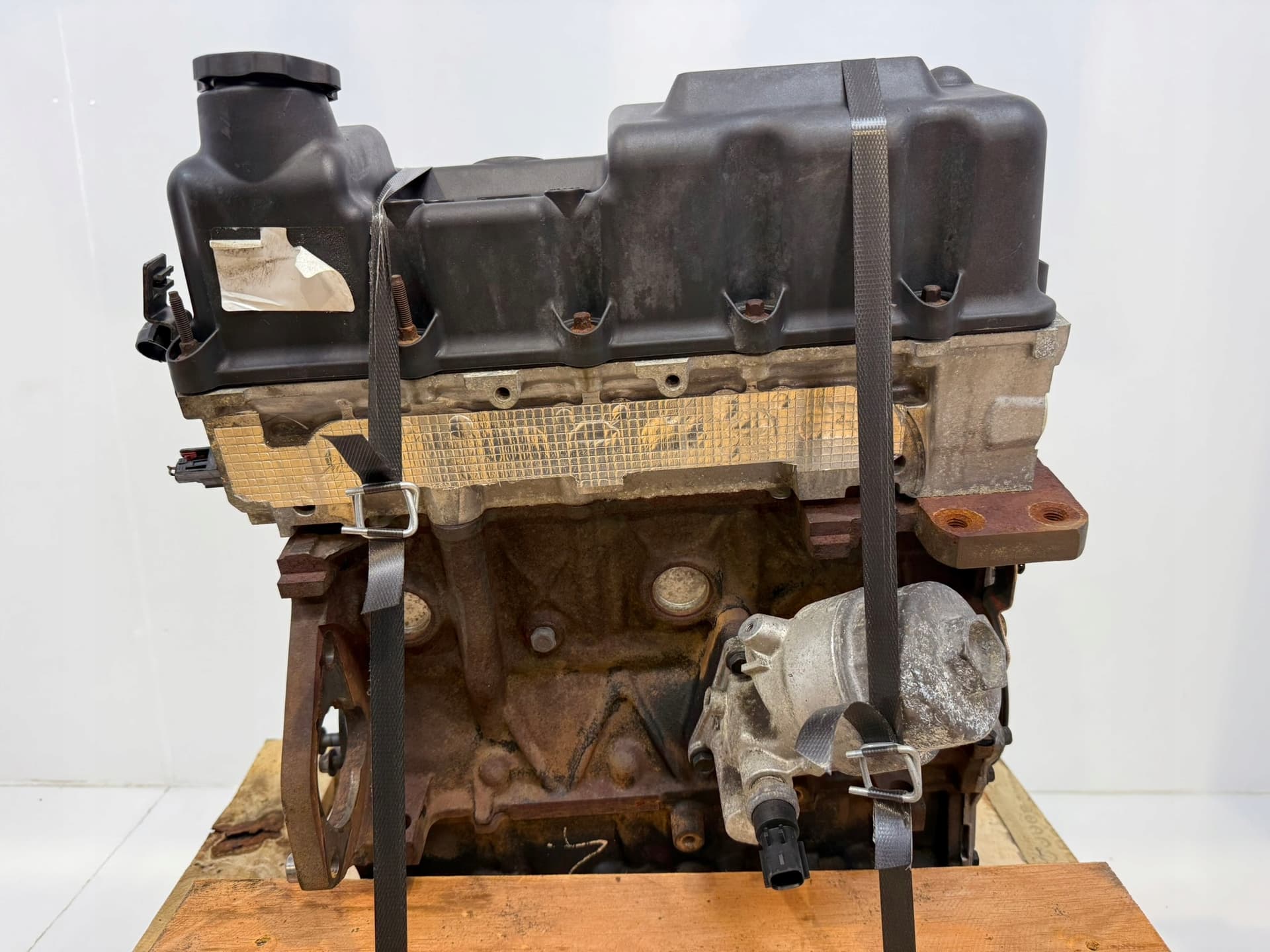 Moteur W10 B16 A — vue 3