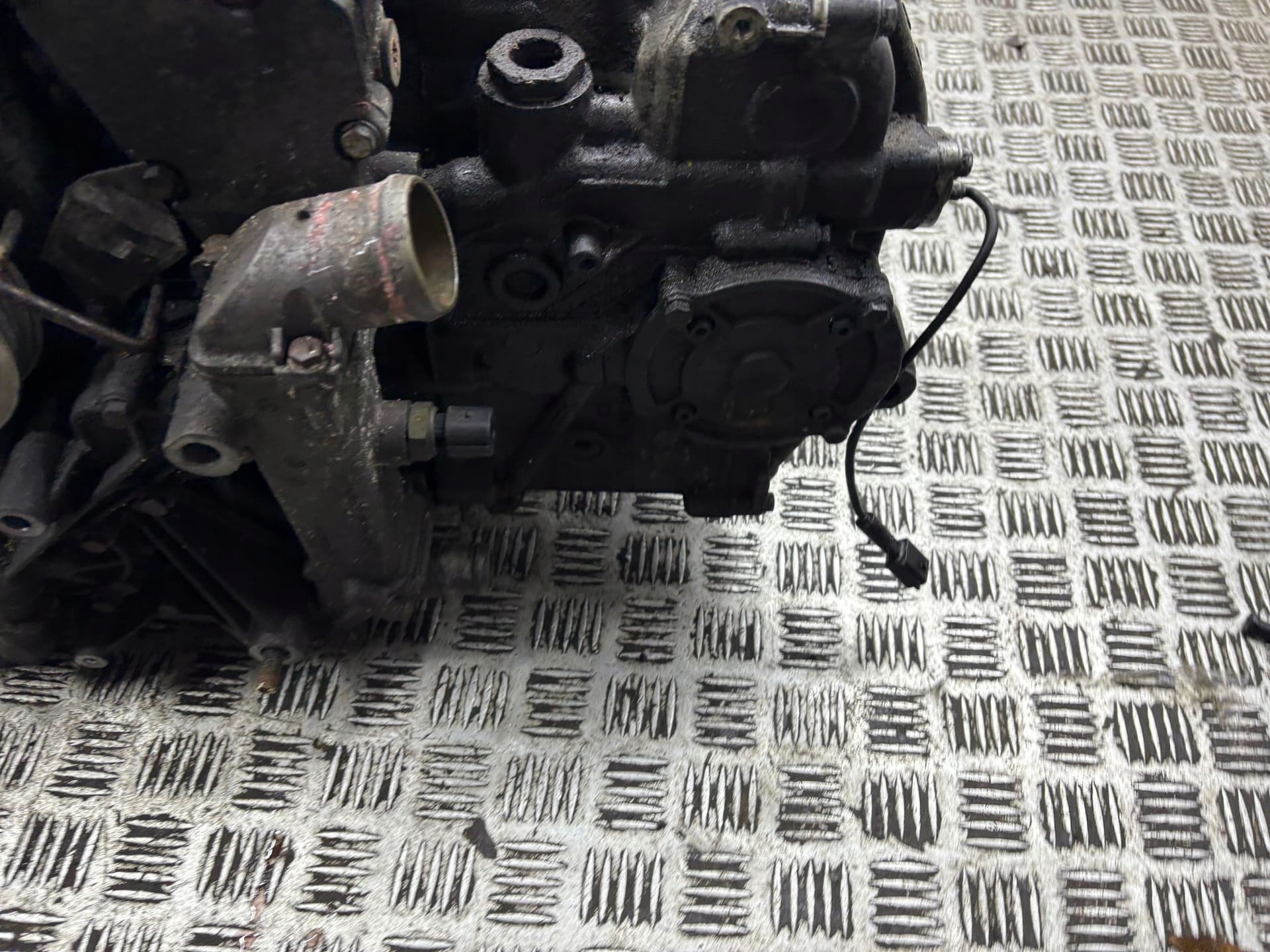 Moteur M 96.03 — vue 7