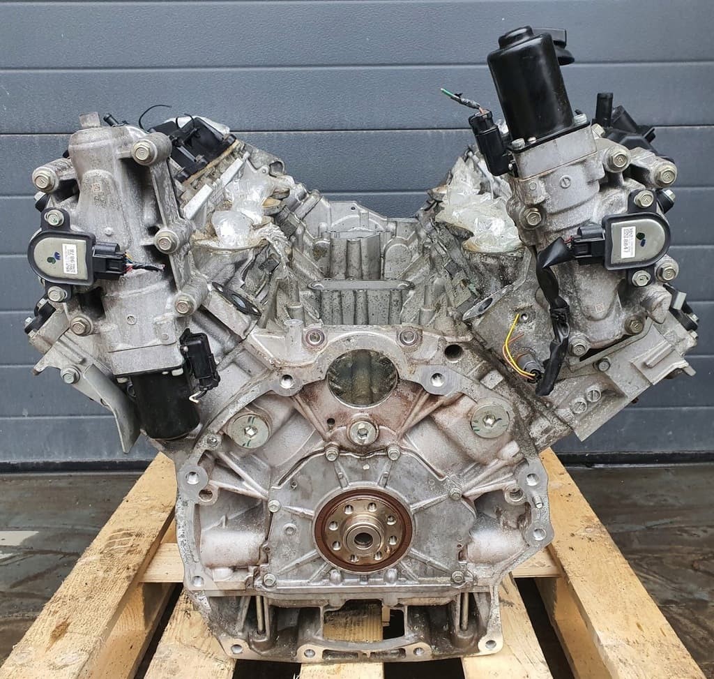 Moteur VK50VE — vue 3