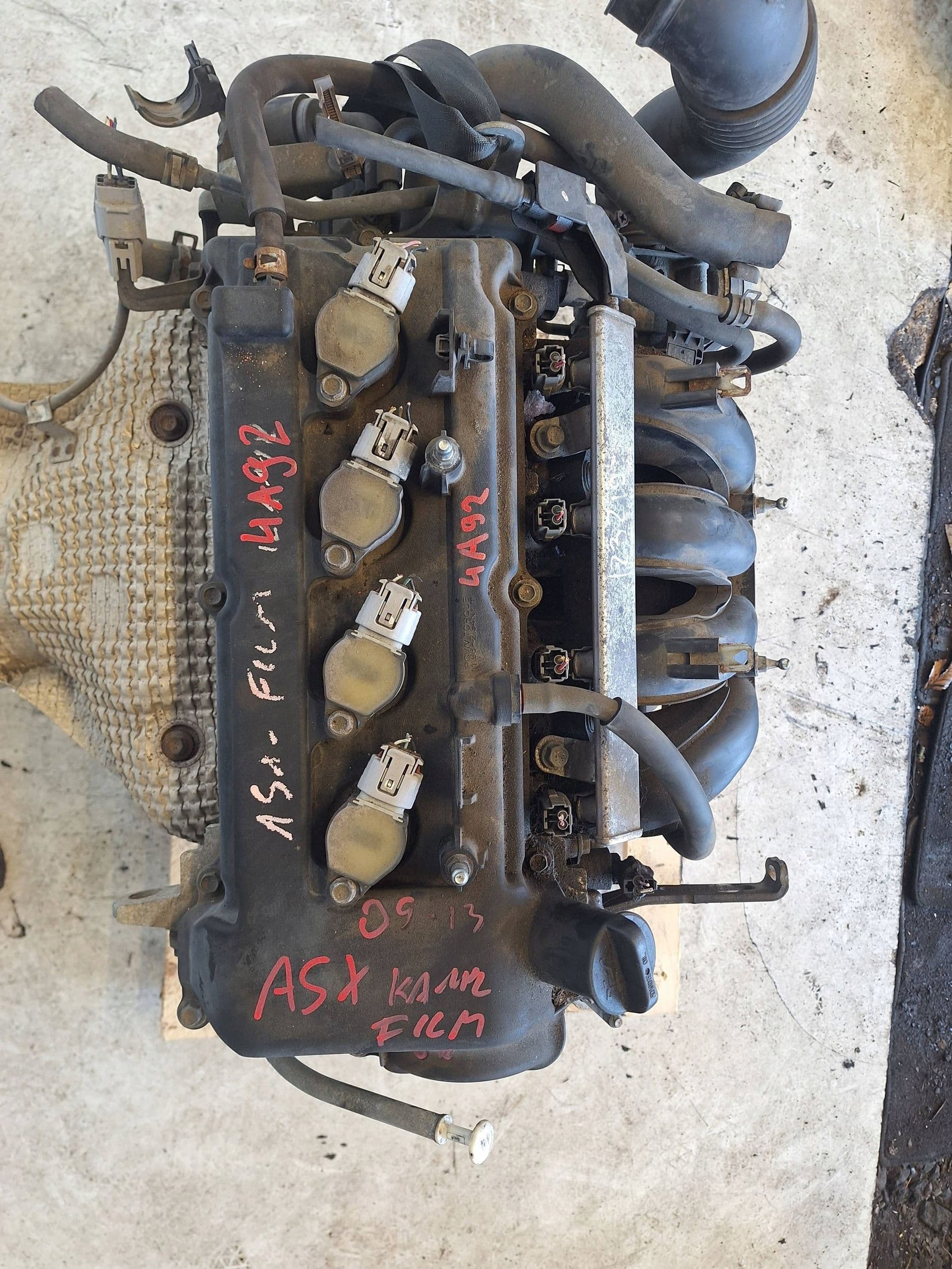 Moteur 4A92 — vue 5