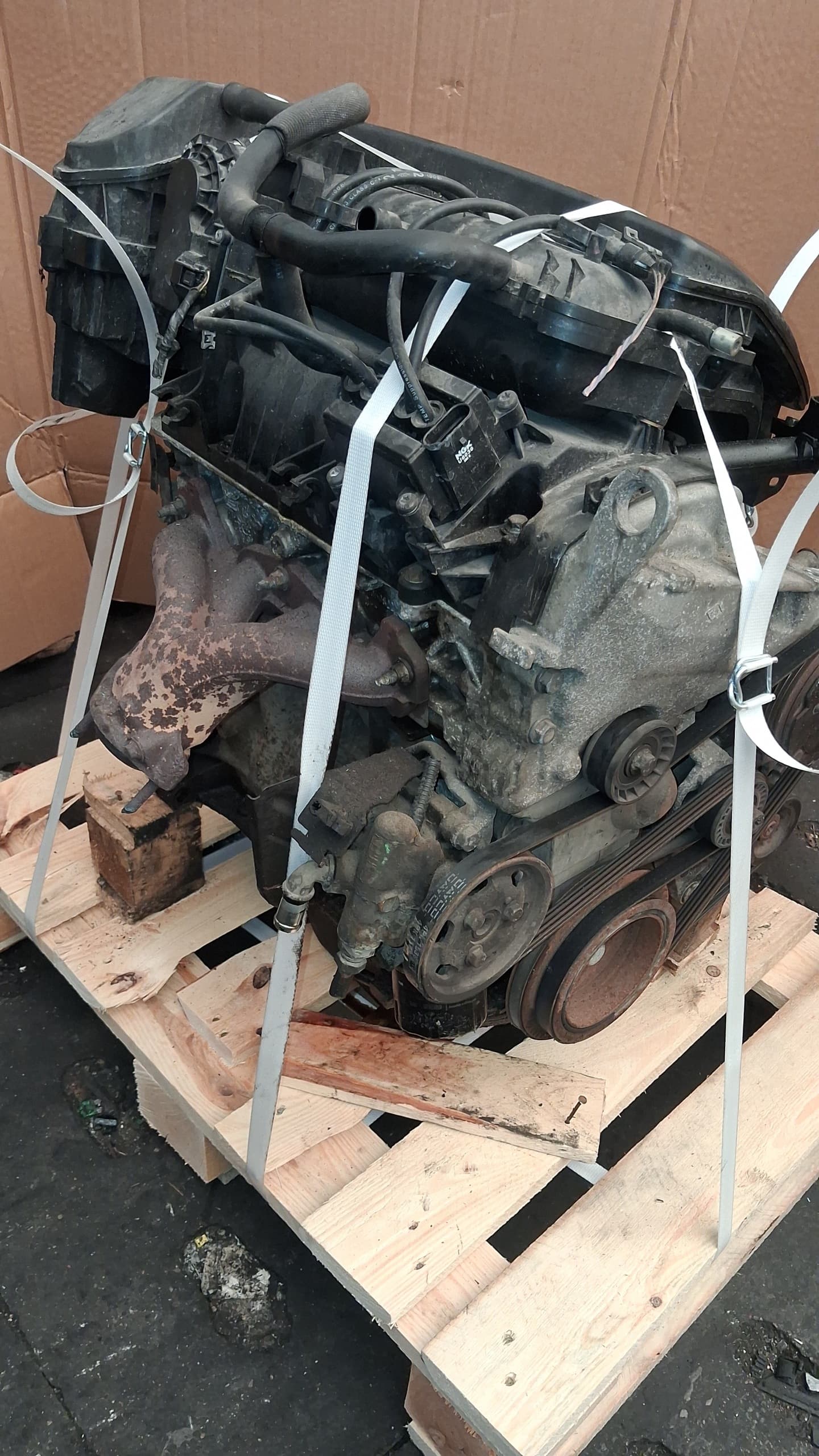 Moteur D4F 728 — vue 4