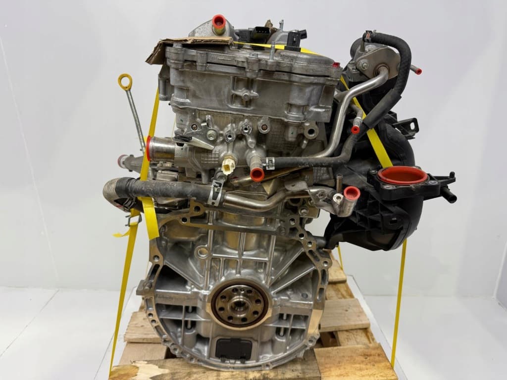 Moteur 2AR-FXE — vue 4