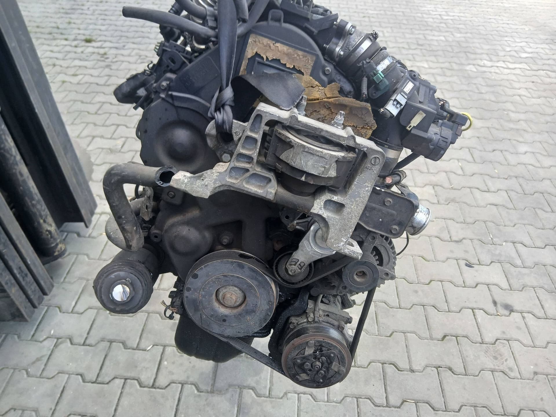 Moteur G8DB — vue 8