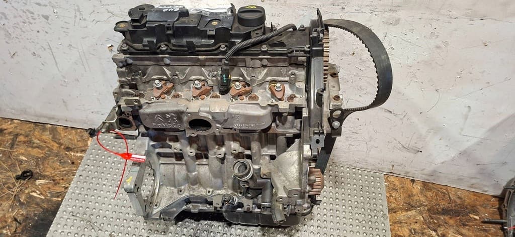 Moteur 8HR (DV4C) — vue 4