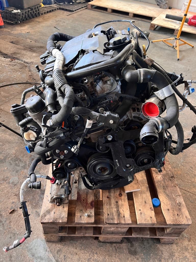 Moteur 204PT(GTDI) — vue 2