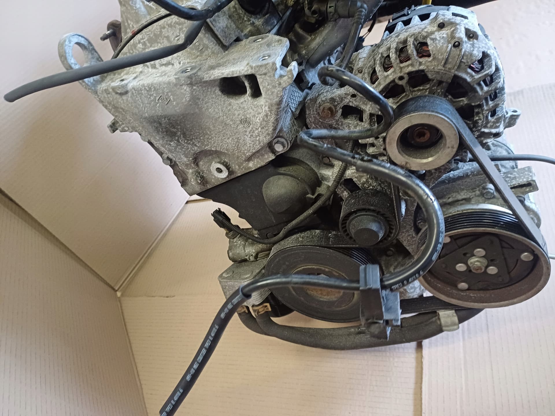Moteur D4F 784 — vue 2