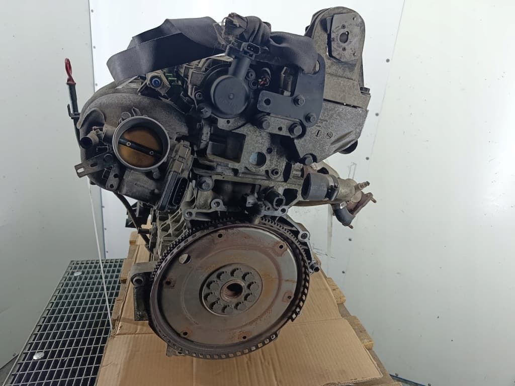 Moteur B 5244 S — vue 3