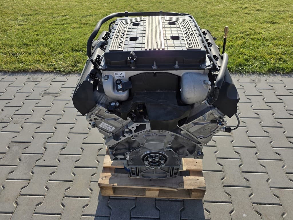 Moteur LT4(376CUV8) — vue 4