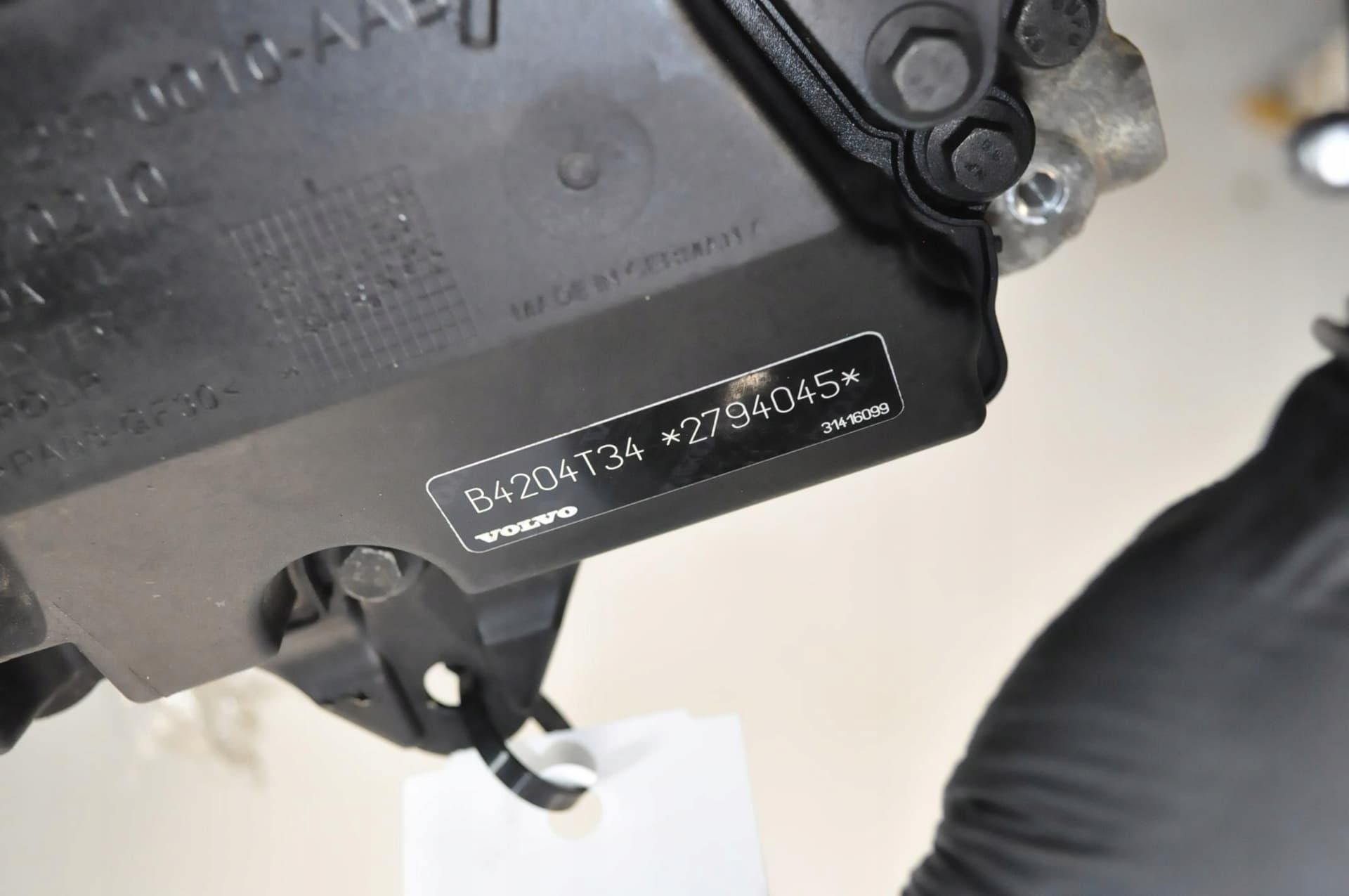 Moteur B 4204 T27 — vue 3