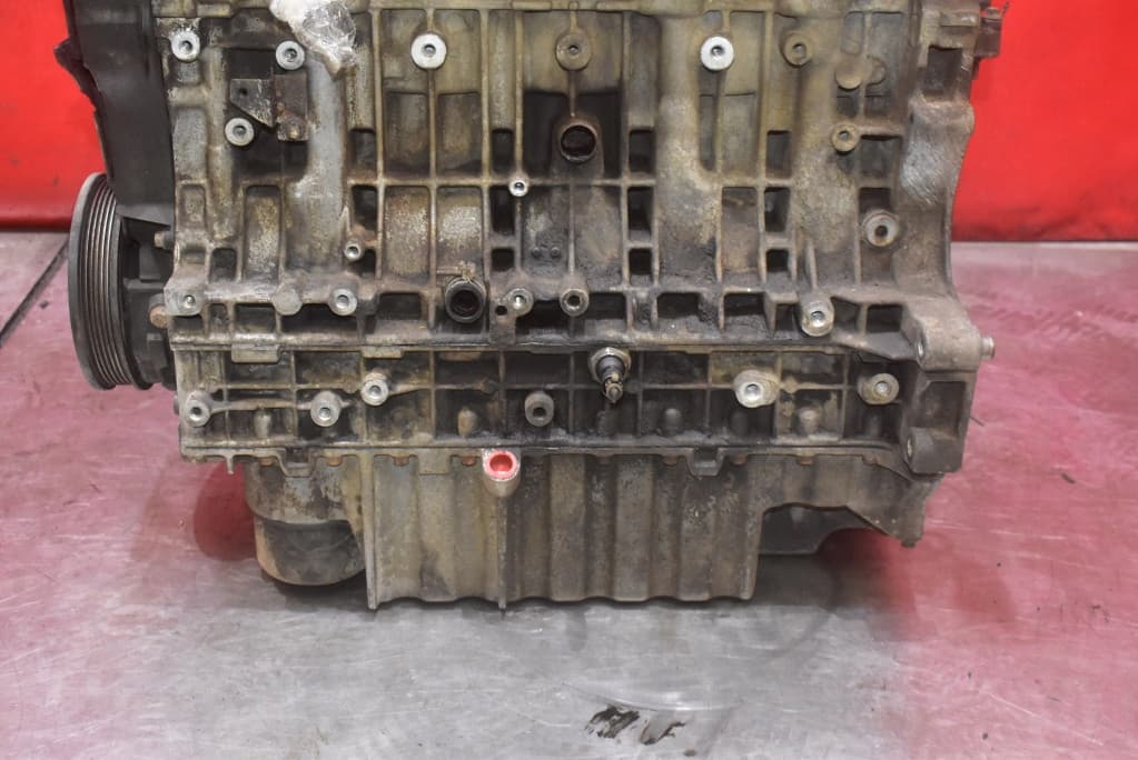 Moteur B 5244 S — vue 6