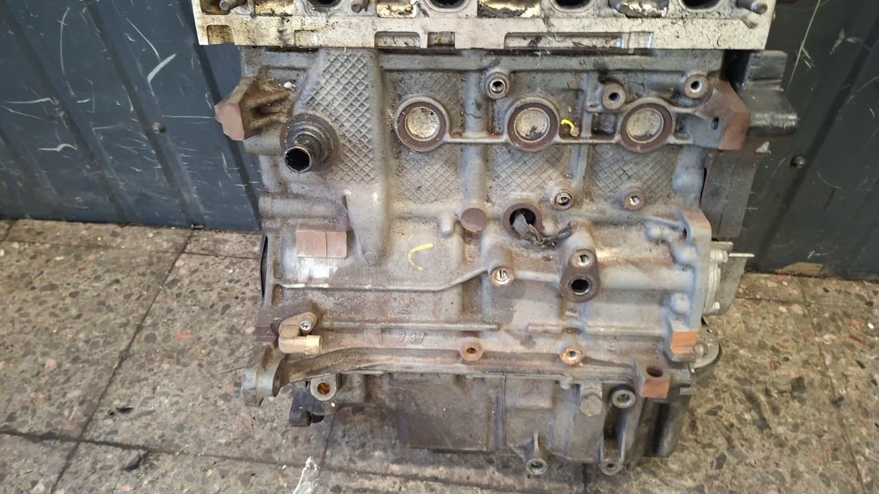 Moteur D19AA — vue 2