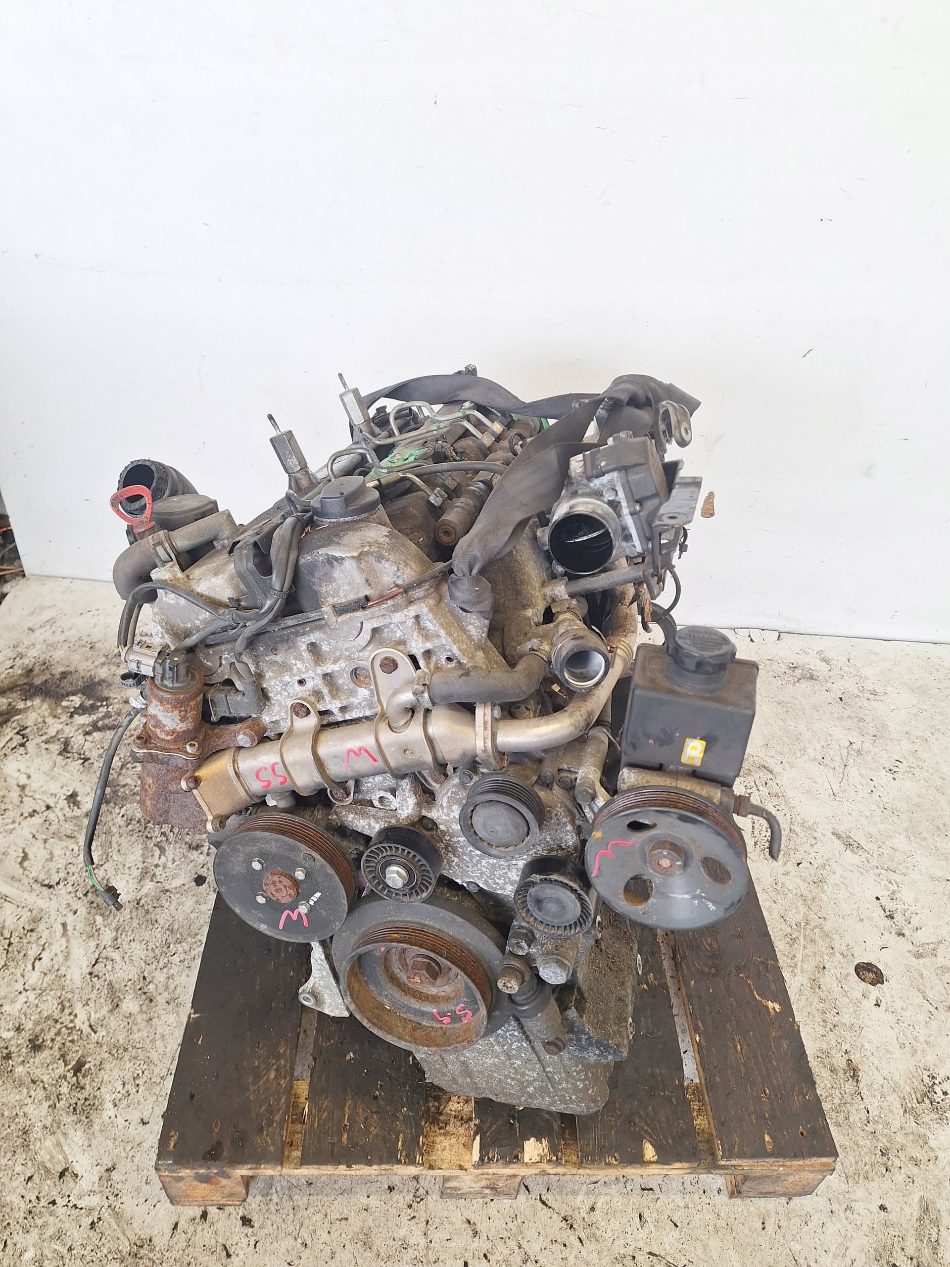 Moteur D27DTP — vue 2