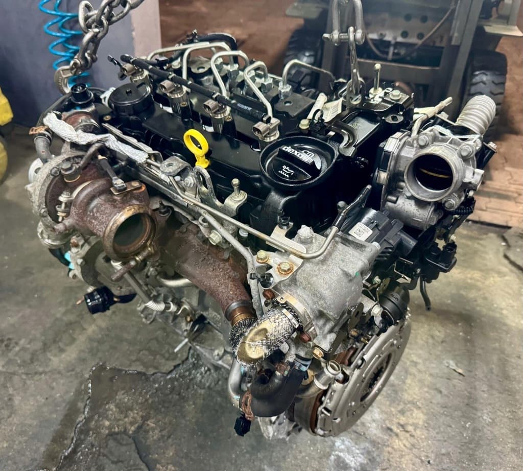Moteur B 16 DTE — vue 3