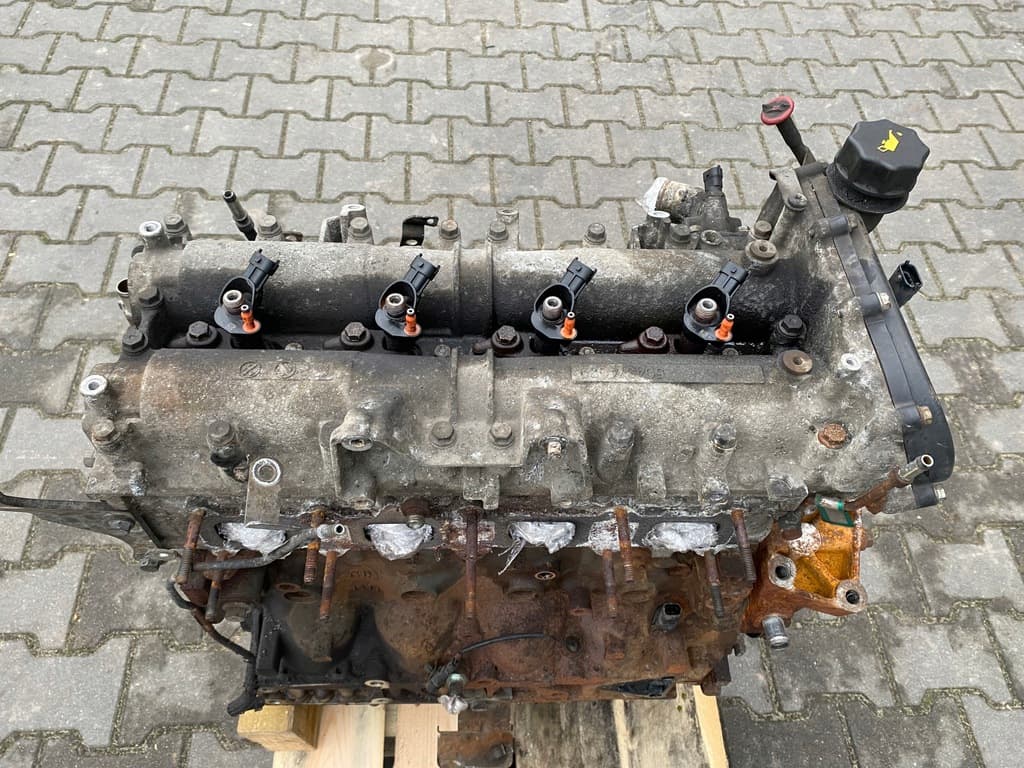 Moteur F1CE3481E — vue 2