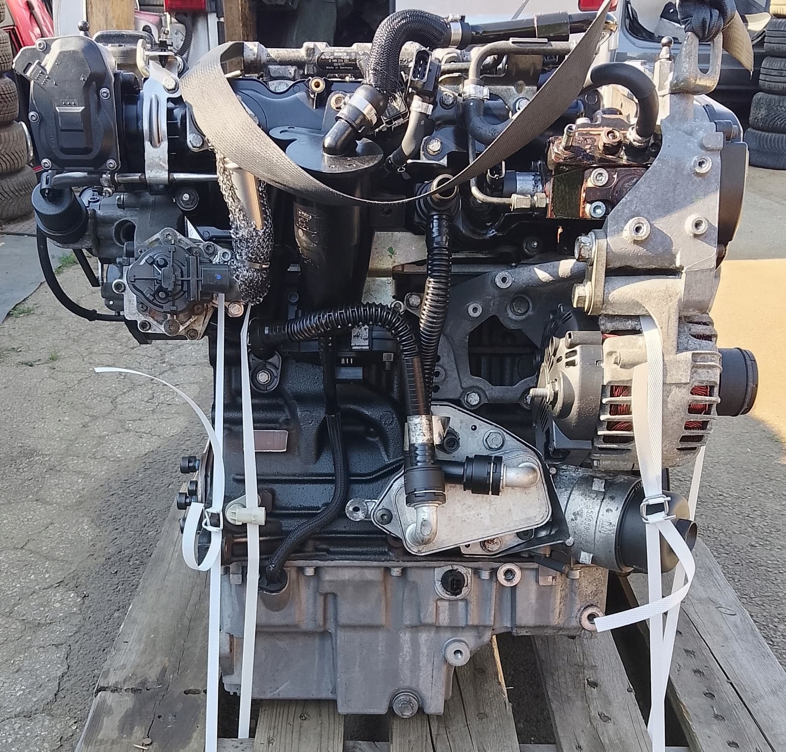 Moteur A 20 DTJ — vue 3