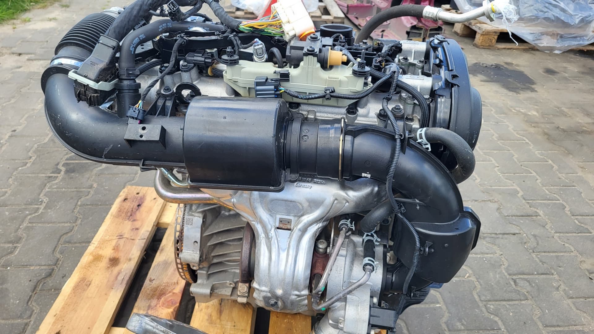 Moteur B 4204 T14 — vue 3